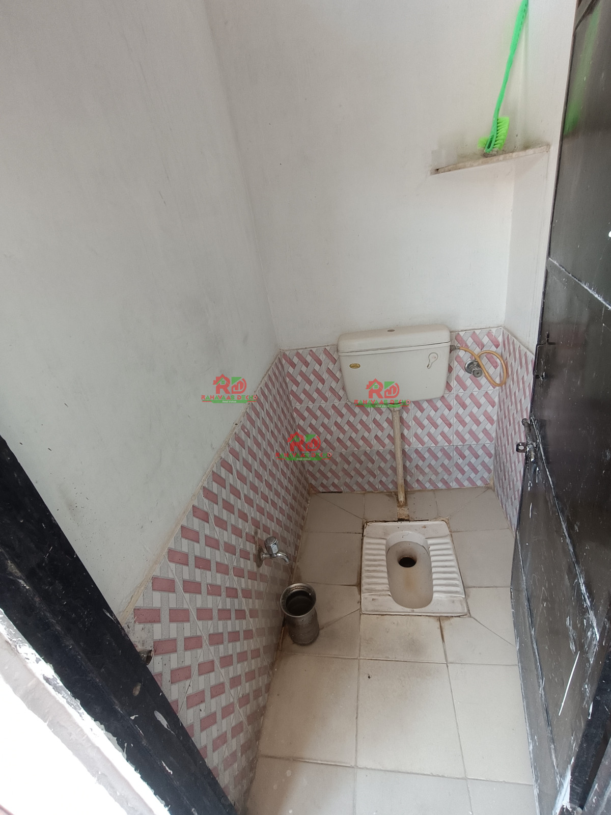 ROOMS  in Triveni Nagar Jaipur | Rahavaas Dekho