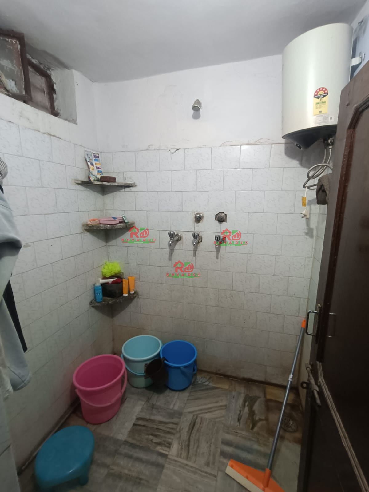 ROOMS  in Mansarovar Jaipur | Rahavaas Dekho