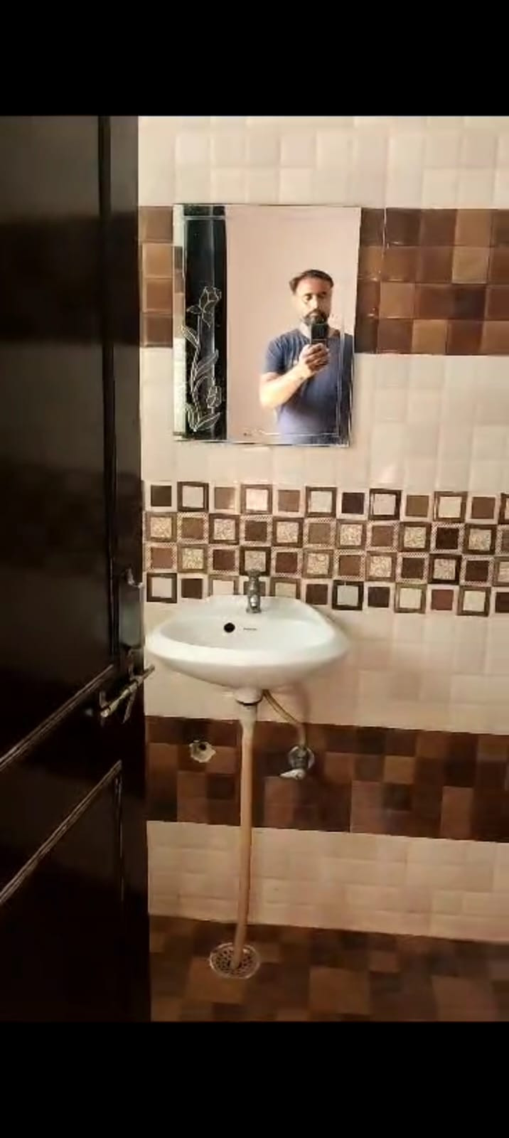 FLATS 2 BHK Girls & Family in Malviya Nagar Jaipur | Rahavaas Dekho