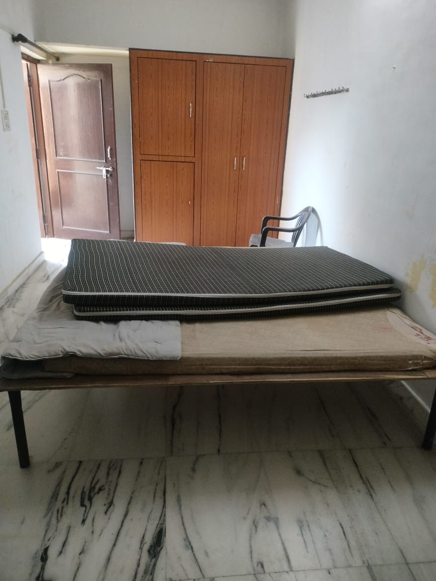 ROOMS For Girls in Malviya Nagar Jaipur | Rahavaas Dekho