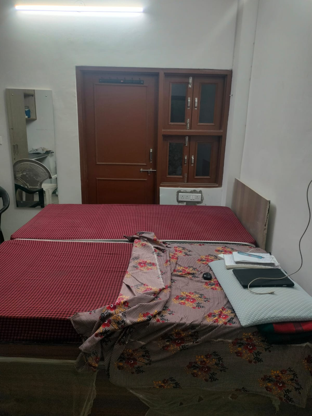 ROOMS For Girls in Malviya Nagar Jaipur | Rahavaas Dekho